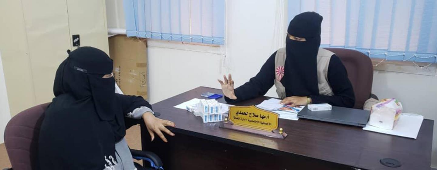 UNFPA offers counselling and support to abandon female genital mutilation in Yemen.