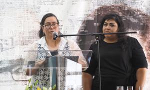 Rocío Gallegos y Gabriela Minjares en la séptima edición del Premio Breach / Valdez de Periodismo y Derechos Humanos.