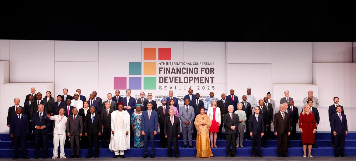 विकास के लिए वित्त पर, चौथे अन्तरराष्ट्रीय सम्मेलन (FFD4) में, वैश्विक सहयोग मज़बूत होने की आशा व्यक्त की गई है.