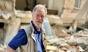 WFP chief David Beasley stands at the epicenter of the earthquake that devastated parts of Türkiye and Syria.