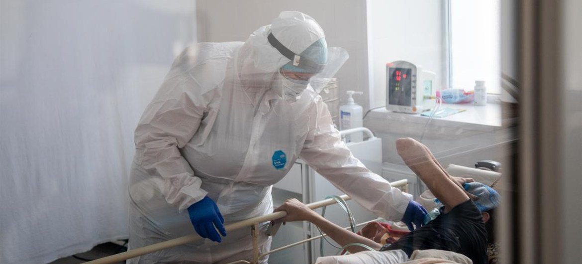 L'UNICEF a aidé un certain nombre d'hôpitaux en Ukraine à acheter des équipements indispensables à la réponse de Covid-19.