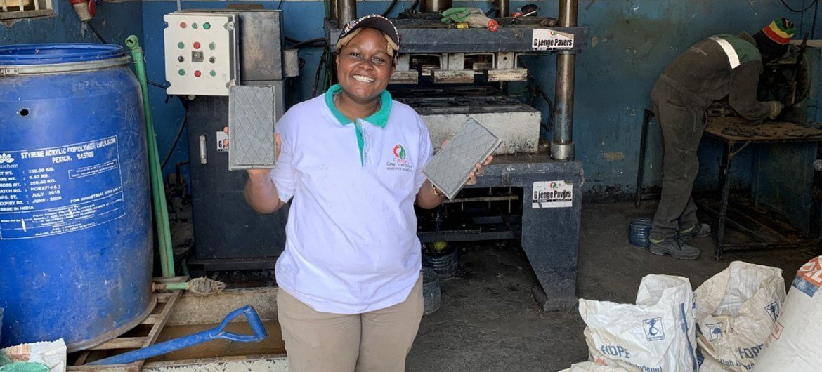 Nzambi Matee is a materials engineer from Kenya and head of Gjenge Makers, which produces sustainable low-cost construction materials made of recycled plastic waste and sand. 