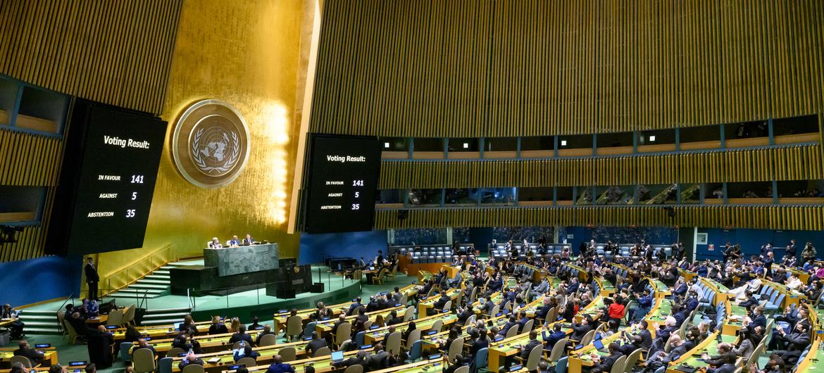 UN General Assembly adopts resolution deploring the aggression by the Russian Federation against Ukraine in violation of the UN Charter.