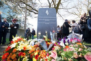 A monument in memory of the 1994 Genocide against the Tutsi in Rwanda is unveiled at the United Nations in Geneva. (file)