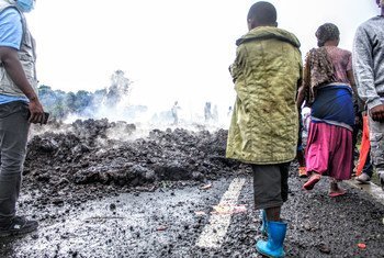 Des coulées de lave provenant de l'éruption du volcan Nyiragongo ont atteint les limites de la ville de Goma.