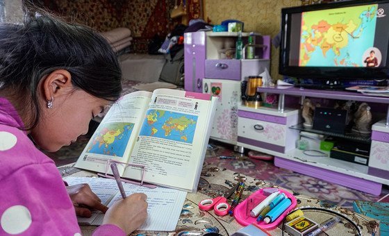 Mongolian students adjust to remote learning　