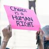 堕胎权利支持者在华盛顿特区美国最高法院外游行。