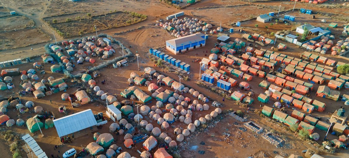 اردوگاه آوارگان داخلی (آوارگان داخلی) در بایدائو، سومالی.