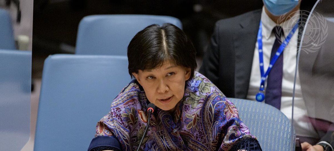 من الأرشيف: إيزومي ناكاميتسو، الممثلة السامية لشؤون نزع السلاح، تطلع مجلس الأمن على الوضع في الشرق الأوسط (سوريا).
