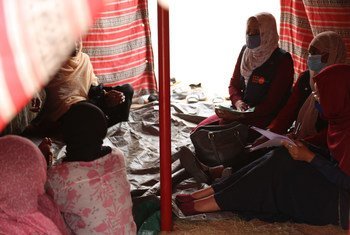 A rapid needs assessment team from UNFPA visits women affected by recent floods in Khartoum, Sudan.