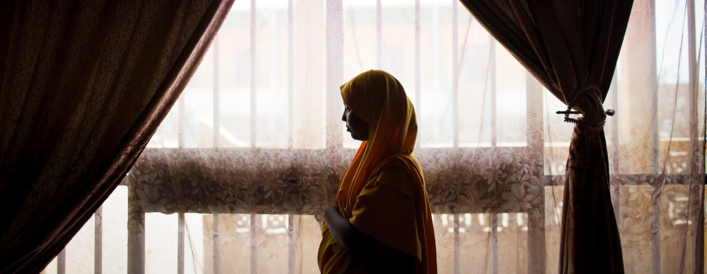 Une jeune fille de 12 ans qui a subi une mutilation génitale féminine, dans la région de Somali, en Éthiopie.