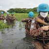 Les soldats de la paix de la MINUSS ont fourni une escorte sécurisée aux femmes locales
