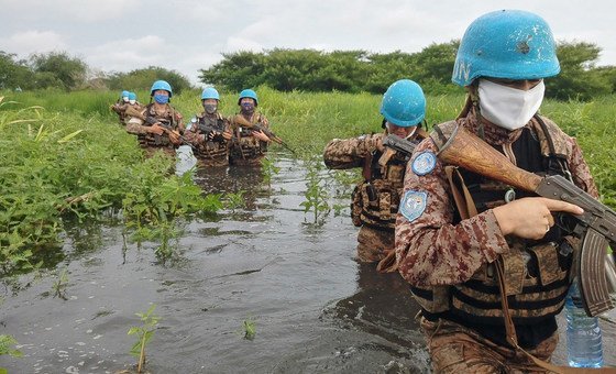 UNMISS peacekeepers provided a secure escort to local women