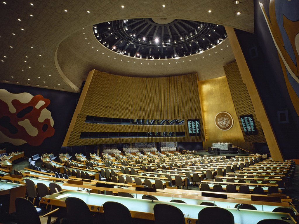 Vue de la salle de l'Assemblée générale des Nations Unies. Les Etat membres poursuivent leurs travaux à distance en raison de la pandémie de Covid-19