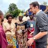 Le Coordonnateur résident de l’ONU et Coordonnateur de l’action humanitaire en République démocratique du Congo, Bruno Lemarquis, est allé à la rencontre de résidents d'un site de déplacés au Tanganyika, dans le sud-est de la RDC.