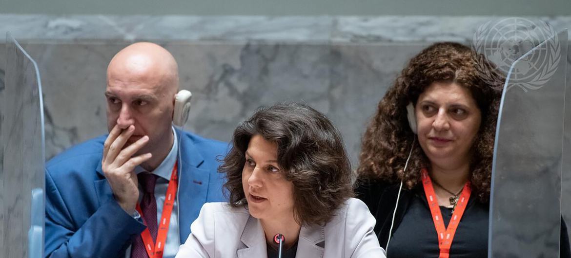 ألبانا دوتلاري، نائبة المندوب الدائم لجمهورية ألبانيا لدى الأمم المتحدة ورئيسة مجلس الأمن لشهر حزيران/ يونيو ، تترأس اجتماع مجلس الأمن بشأن الوضع في ليبيا.