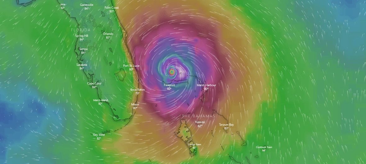 Visualização gráfica do furacão Dorian nas Bahamas
