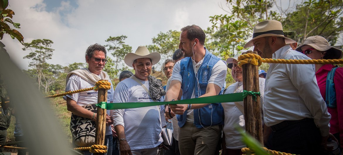 Su Alteza Real el Príncipe Heredero Haakon de Noruega visita Paraíso Escondido, un corredor ecoturístico en Colombia.