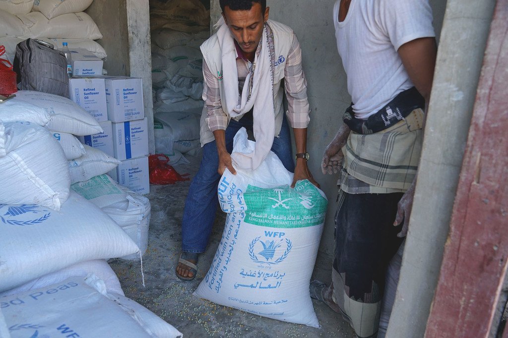 Distribution d'aide alimentaire du PAM à Dhubab, au Yémen, en novembre 2018 (photo d'archives).
