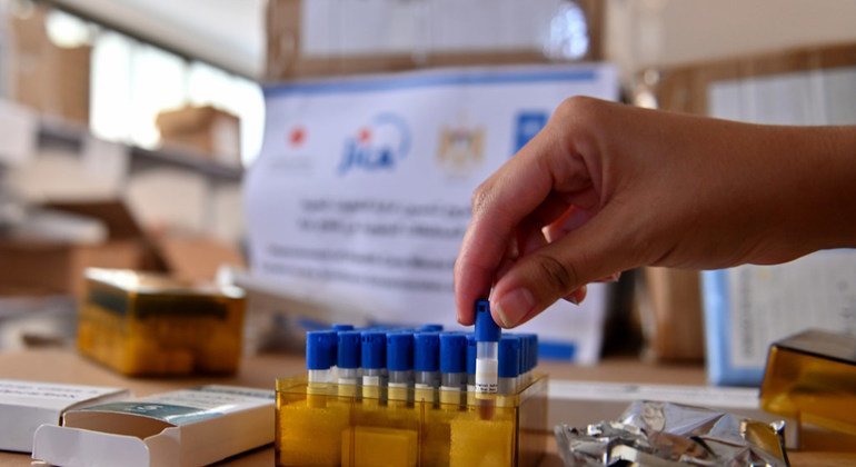 بدعم من الحكومة اليابانية، قام برنامج الأمم المتحدة الانمائي بتسليم وزارة الصحة في قطاع غزة معدات طبية من أجل المساهمة في تحسين مواجهة القطاع لفيروس كوفيد-19