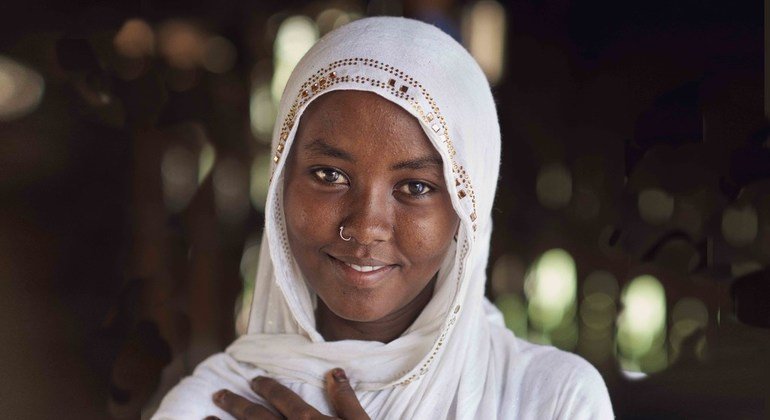 تشعر الشابة فاطومة، من إثيوبيا، بالفخر لأن الجهود الحثيثة مع مجتمعها المحلي أقنعت أفراد المجتمع بوقف ممارسة ختان الإناث.