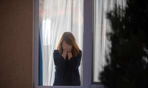 心理学家支持乌克兰东部易受伤害的青少年，因为新冠疫情封锁对他们的心理健康造成了损害。