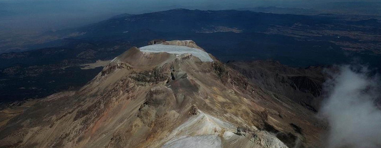 El glaciar Ayoloco del volcán Iztaccíhuatl, en el centro de México, se perdió debido al cambio climático.