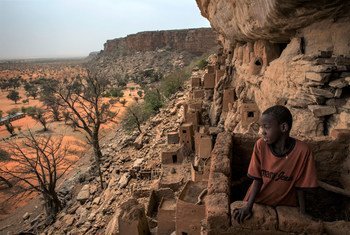 O Código Penal do Mali descreve escravidão como crime contra a humanidade. Mas o sistema maliano de escravidão baseada em ascendência persiste. 