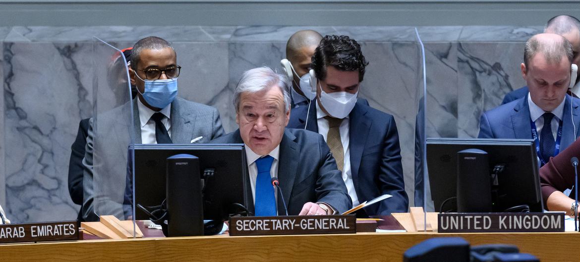 Secretário-geral António Guterres discursa na reunião do Conselho de Segurança sobre a situação na Ucrânia