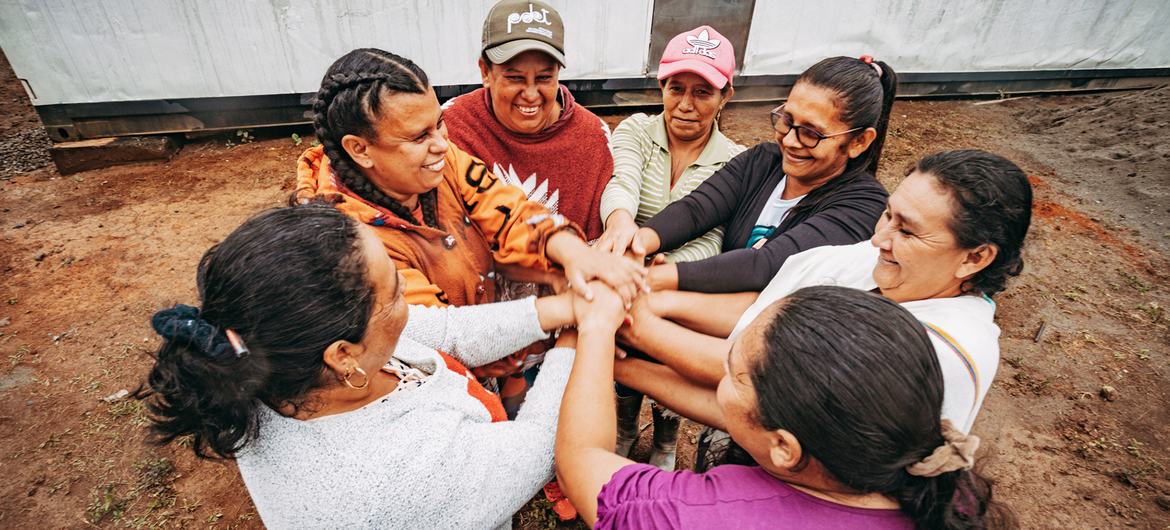 Asodale promotes union and teamwork among women in order to contribute to peace and reconciliation in their territories.