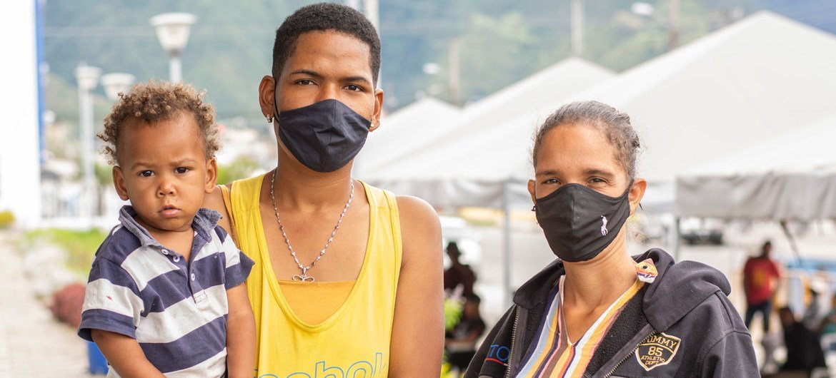 Refugiados venezuelanos no Equador que são apoiados pelo Acnur durante a pandemia
