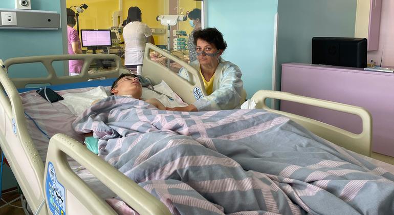 At a hospital in western Ukraine, doctors managed to remove a four-centimetre-long fragment of shrapnel and save a 13-year-old boy’s life after he was seriously wounded by shelling in eastern Ukraine.