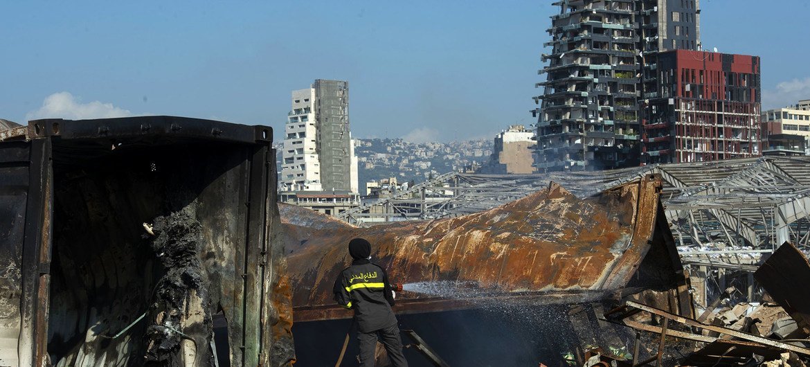 Varias zonas de Beirut, la capital de Líbano, resultaron dañadas por la explosión en el puerto de la ciudad