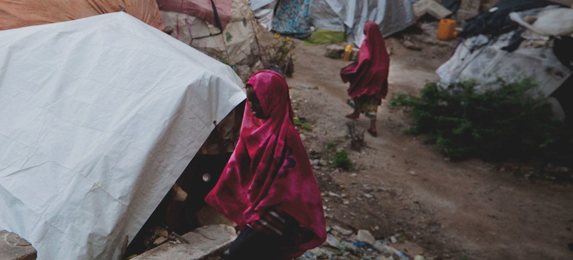 País já tem quase 3 milhões de deslocados internos e a maioria vive em mais de 2 mil acampamentos espalhados por várias regiões