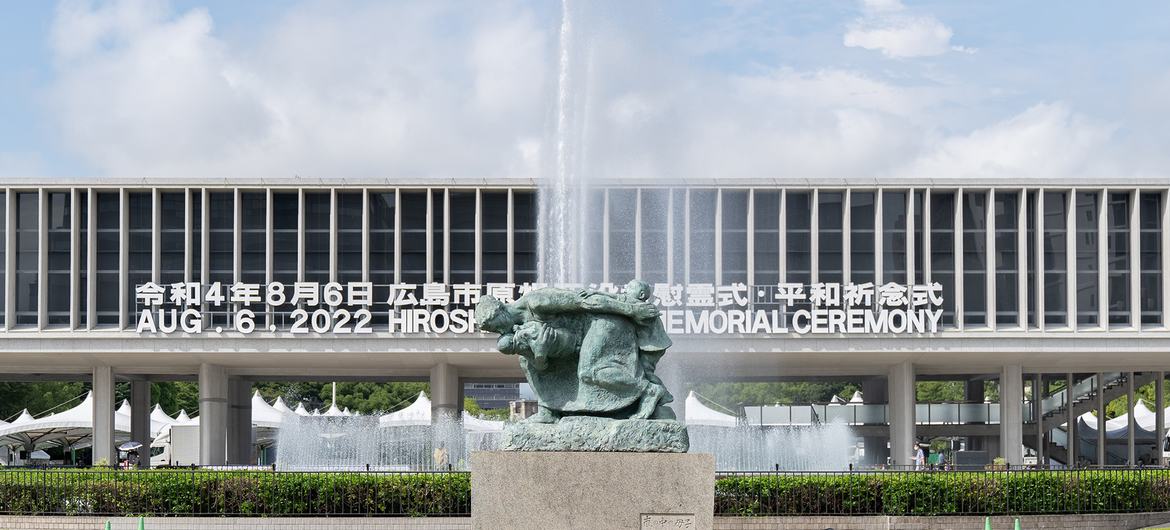 Cerimônia marca o 77º aniversário do bombardeamento atômico de Hiroshima
