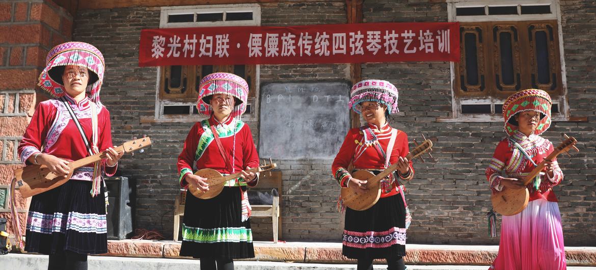 Women from the Lisu ethnic minority in Yunnan province, China, in traditional dress.