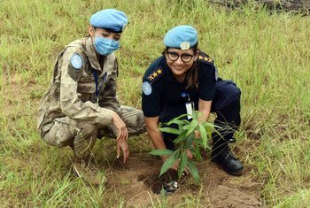 काँगो लोकतांत्रिक गणराज्य में यूएन शान्तिरक्षा व स्थिरता मिशन में कार्यरत नेपाल की पुलिस अधिकारी संज्ञा मल्ला वर्ष 2021 का सर्वश्रेष्ठ महिला पुलिस अधिकारी का सम्मान