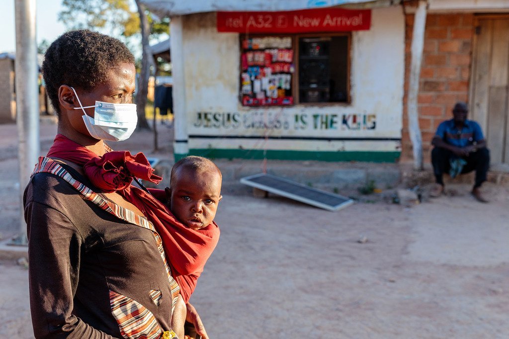 Une réfugiée et sa fille de la République démocratique du Congo 