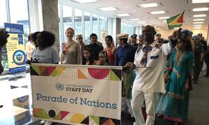 联合国传统服装游行