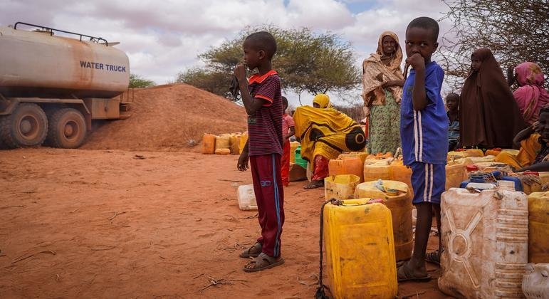 Somália enfrenta a pior escassez de água dos últimos 40 anos