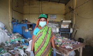 कंचन नेसा उत्तर प्रदेश के गाज़ियाबाद शहर में एक सफ़ाई कर्मचारी हैं.