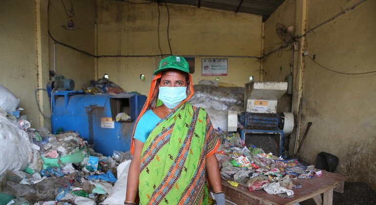 कंचन नेसा उत्तर प्रदेश के गाज़ियाबाद शहर में एक सफ़ाई कर्मचारी हैं.