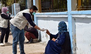 联合国在新冠疫情期间向叙利亚的脆弱百姓提供支持。