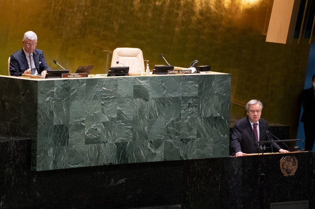 联合国秘书长古特雷斯向联合国大会致辞，阐述他担任下一届联合国秘书长的愿景。