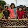 孟加拉国考克斯巴扎地区的库图帕朗难民营内居住着60多万处于无国籍状态的罗兴亚难民。