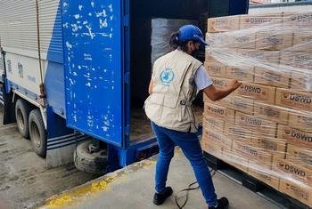 WFP is providing over 70,000 family food packs to various areas affected by Typhoon Rai in the Philippines.
