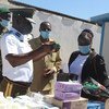 Entrega de material de proteção individual em uma prisão na Zâmbia