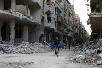 Bâtiments détruits à Harasta, Ghouta orientale, Syrie (archives)