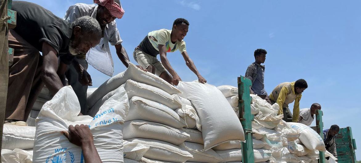World Food Programme (WFP) convoys loaded with relief and nutritious foods stand by to deliver to communities in Ethiopia’s Tigray and Afar.