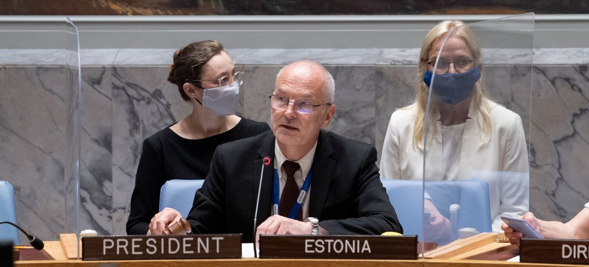 Sven Jürgenson, embajador de Estonia ante la ONU y presidente en turno del Consejo de Seguridad, durante la sesión para recomendar a António Guterres a un segundo mandato como Secretario General de la Organización.